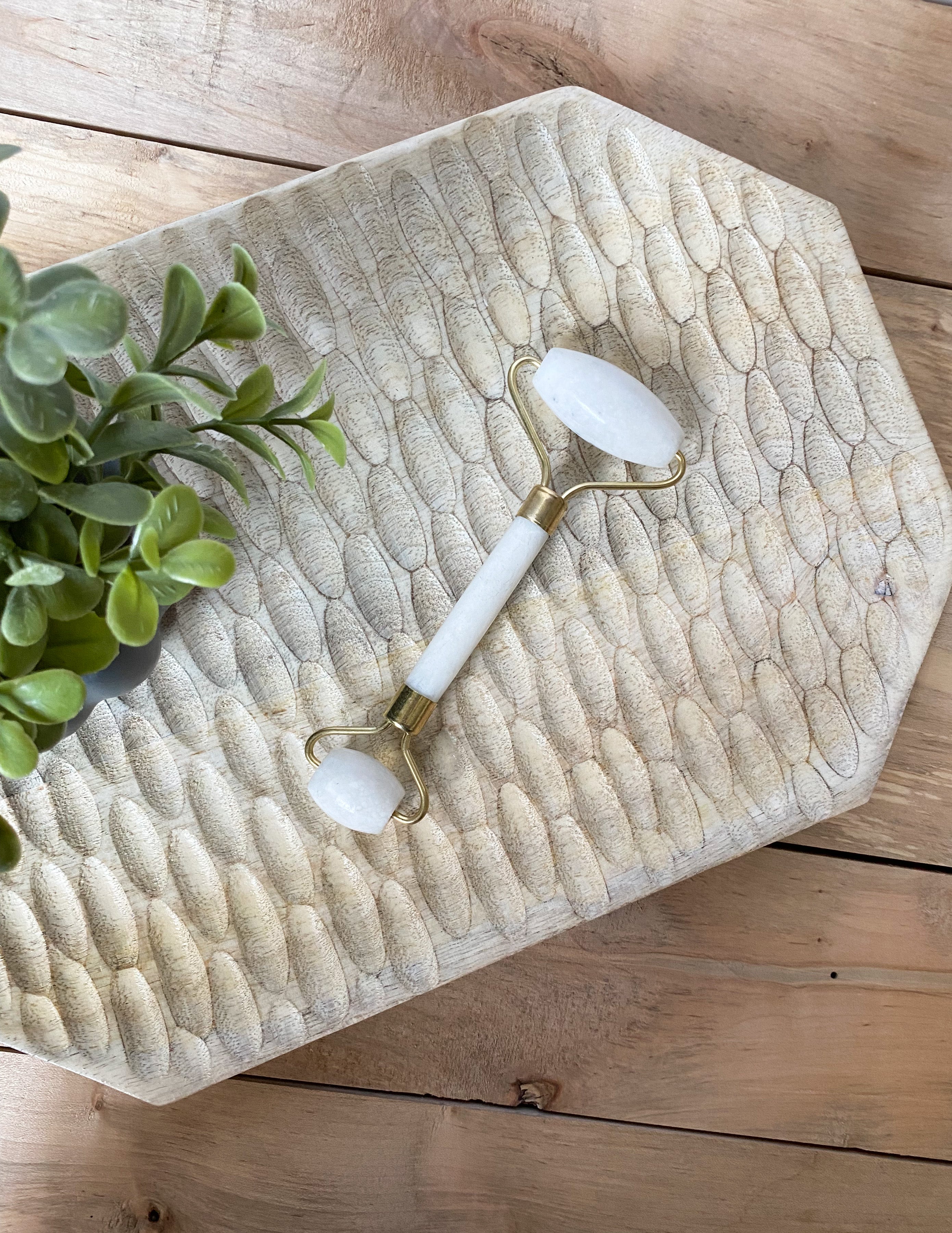 White Quartz Facial Roller